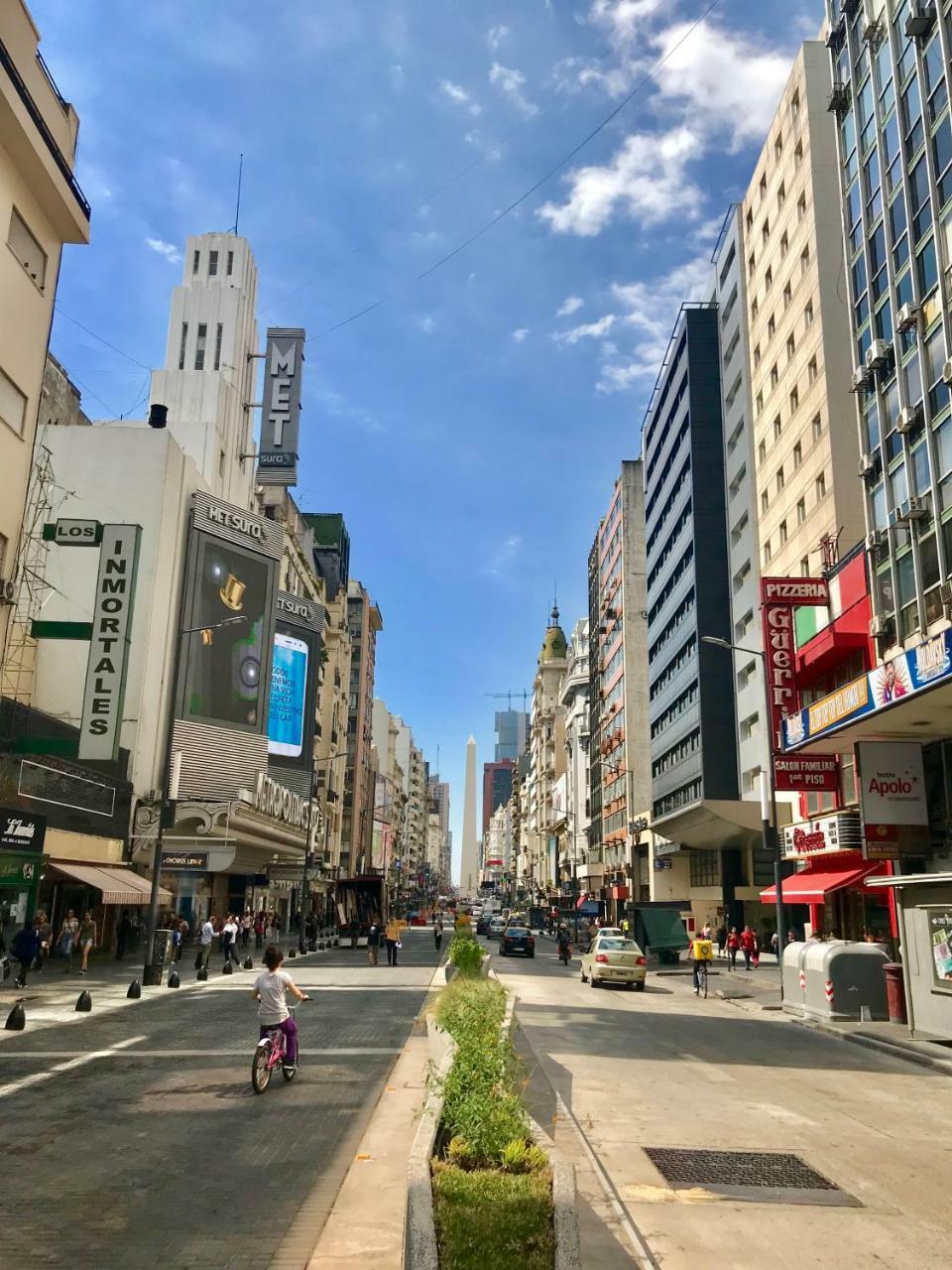 Estilo Y Comodidad En Av Corrientes, Departamento Con Estacionamiento Para Autos Buenos Aires Bagian luar foto
